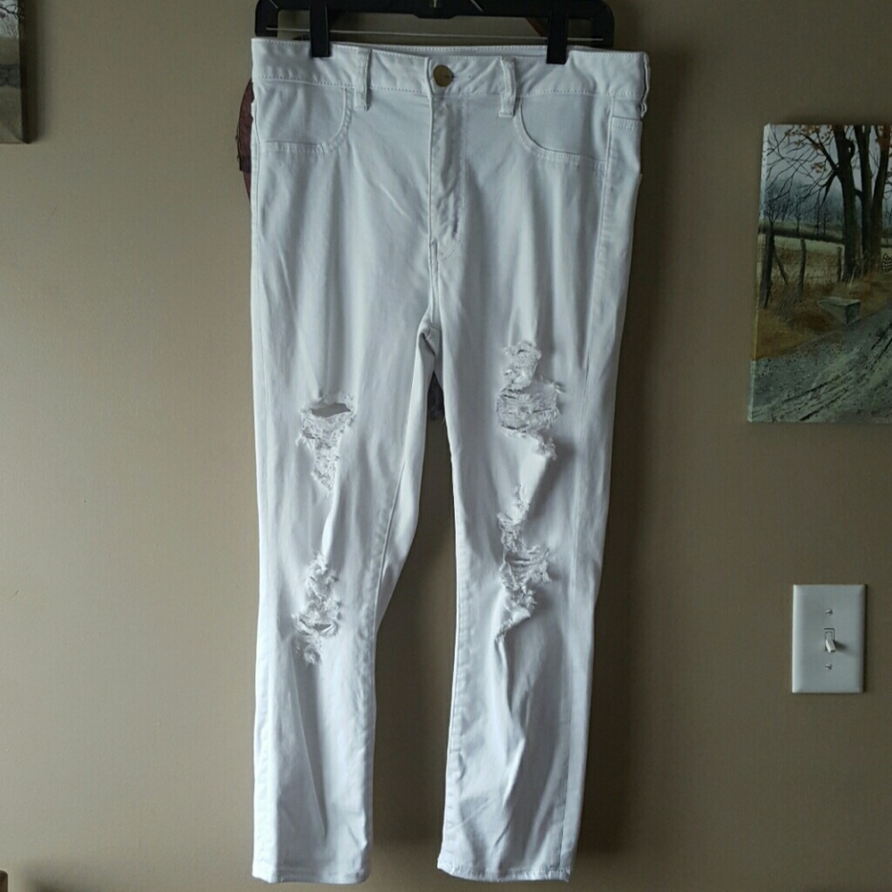 American Eagle white high rise jegging crop